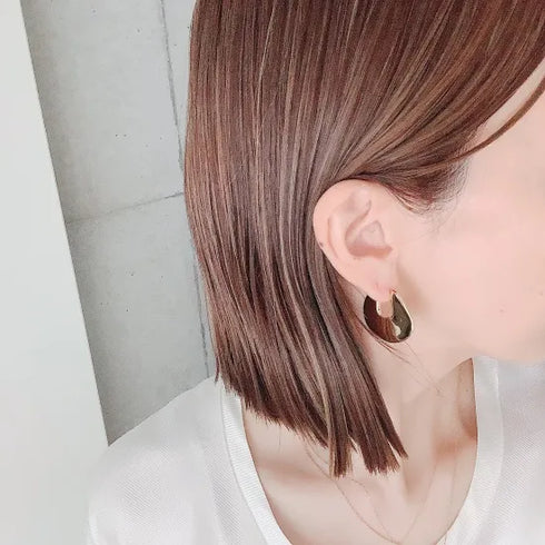 petal pierce